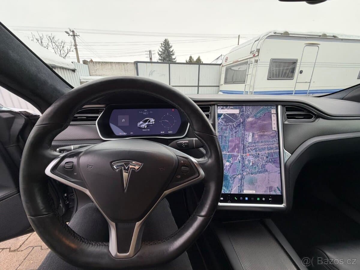 2018 Tesla MODEL S - 10