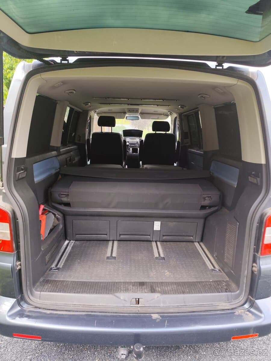 2008 Volkswagen MULTIVAN - 10