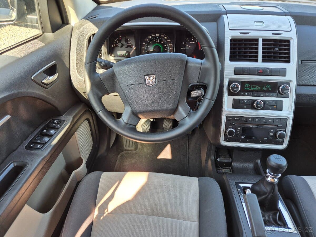 2010 Dodge JOURNEY - 10