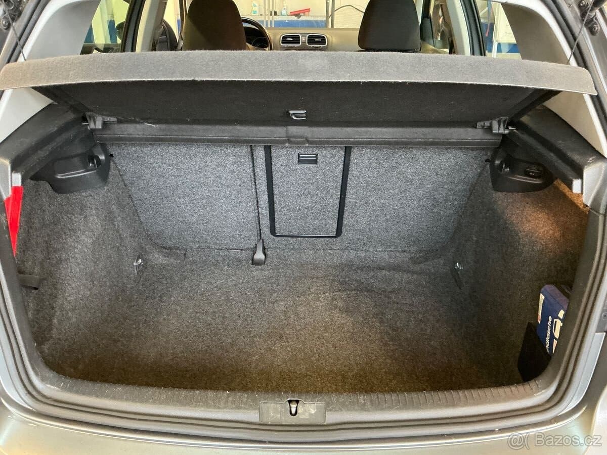2009 Volkswagen GOLF - 10