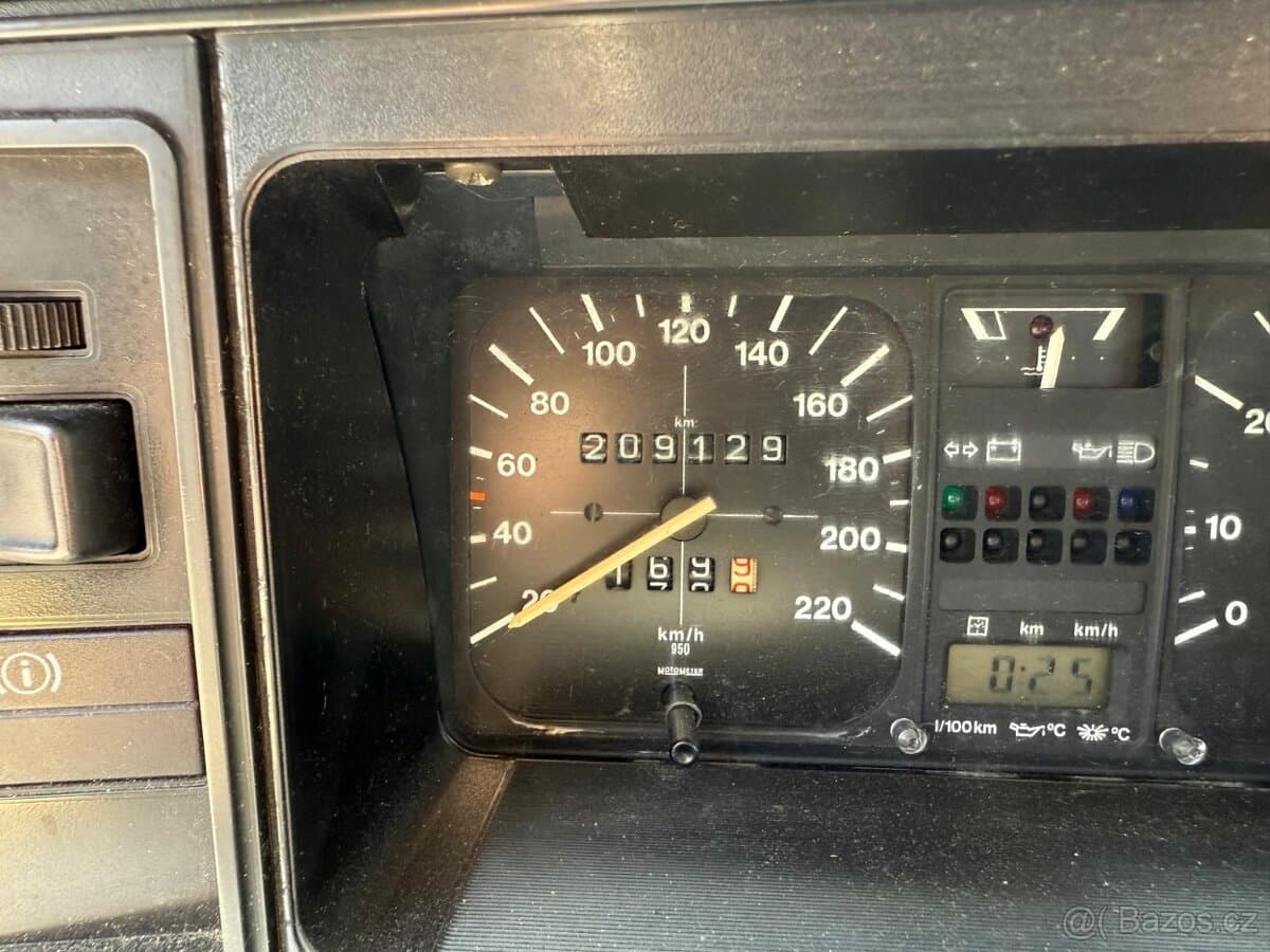 1990 Volkswagen GOLF - 10