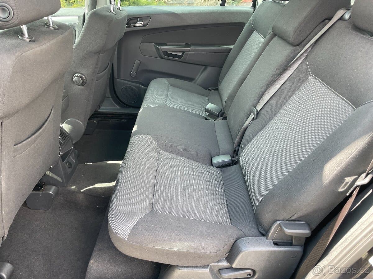 2011 Opel ZAFIRA - 10