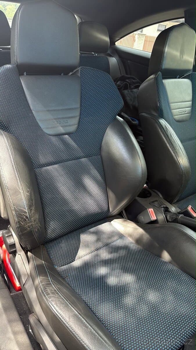 Opel ASTRA - 10