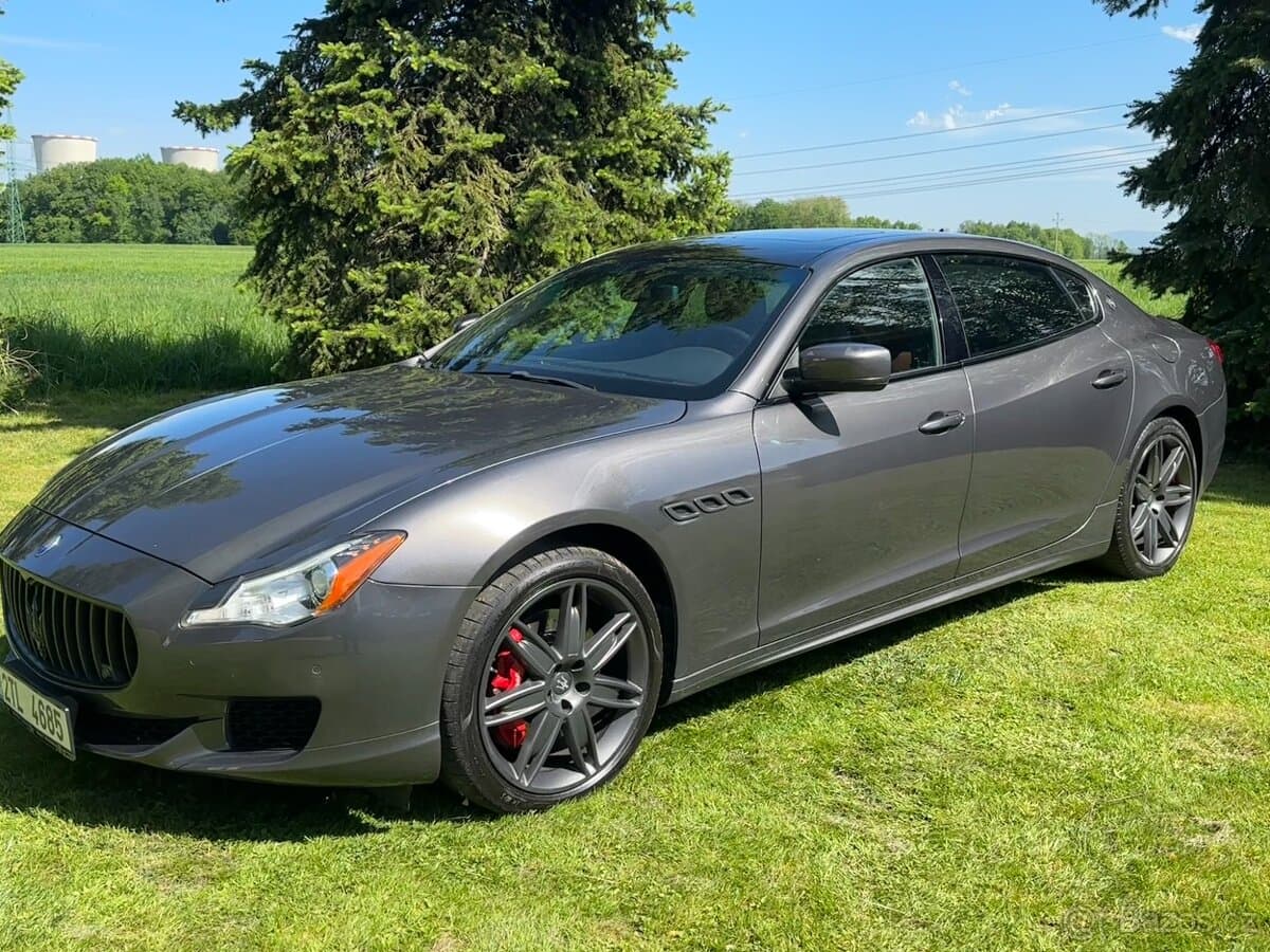 Maserati QUATTROPORTE - 10