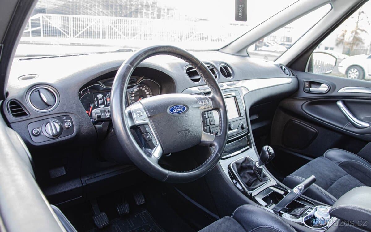2012 Ford GALAXY - 10