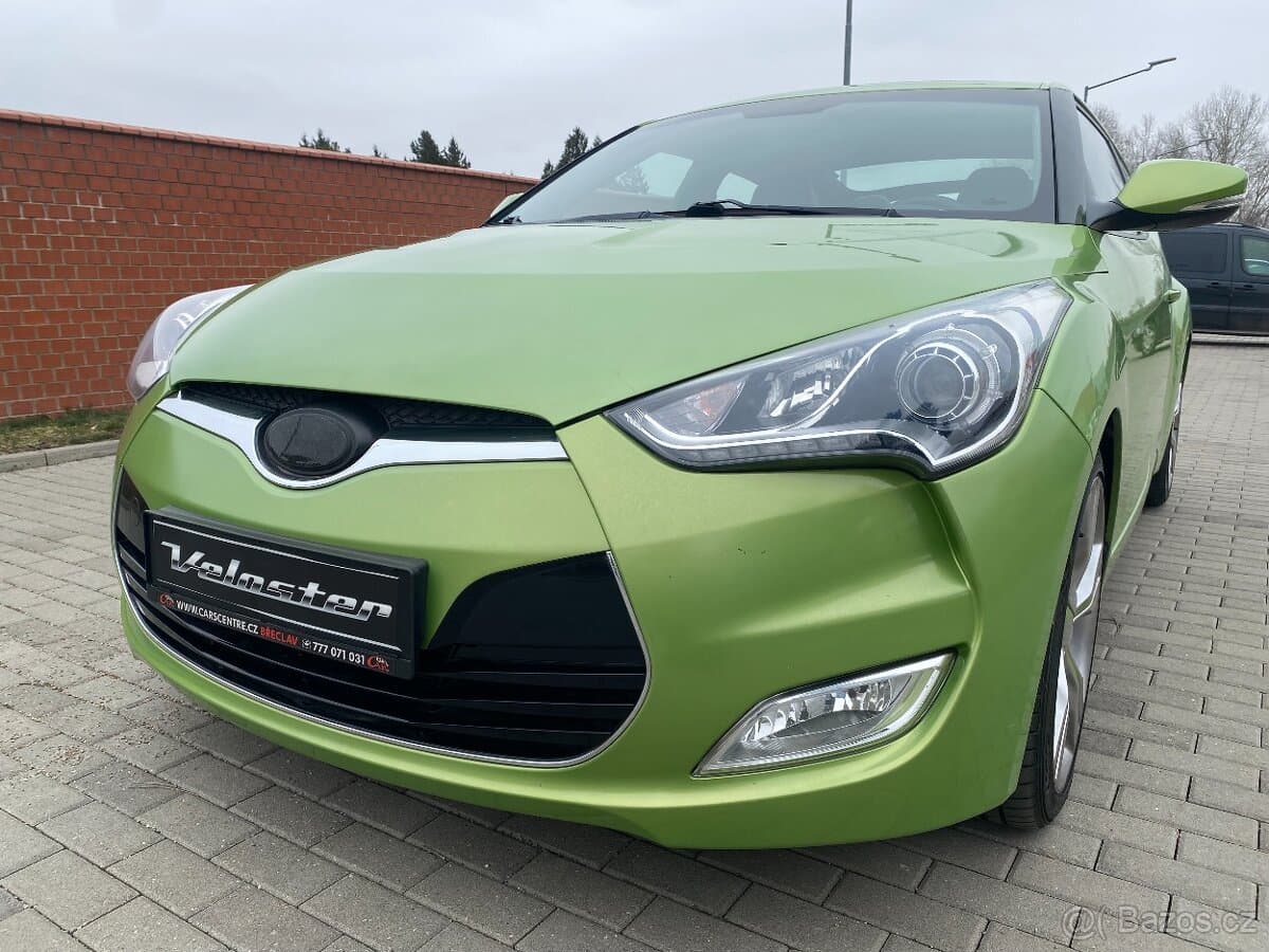 Hyundai VELOSTER - 10