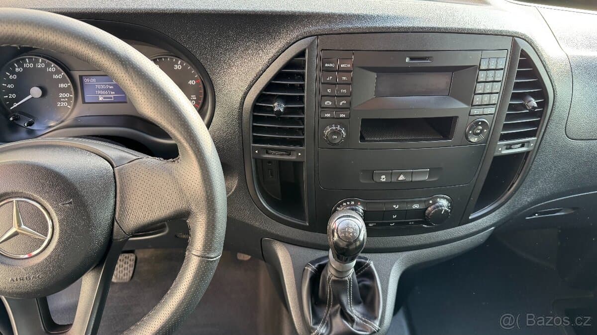 2017 Mercedes-Benz VITO - 10