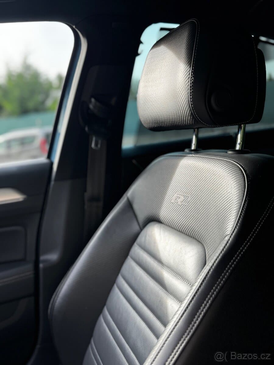 2016 Volkswagen PASSAT - 10