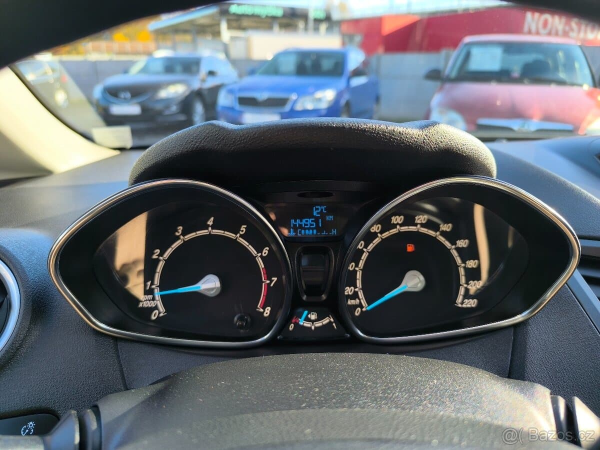 2013 Ford FIESTA - 10
