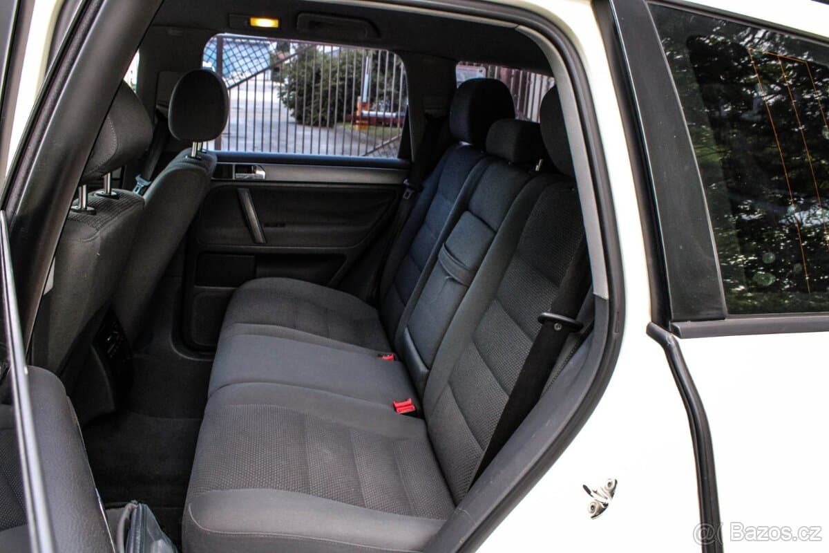 2006 Volkswagen TOUAREG - 10