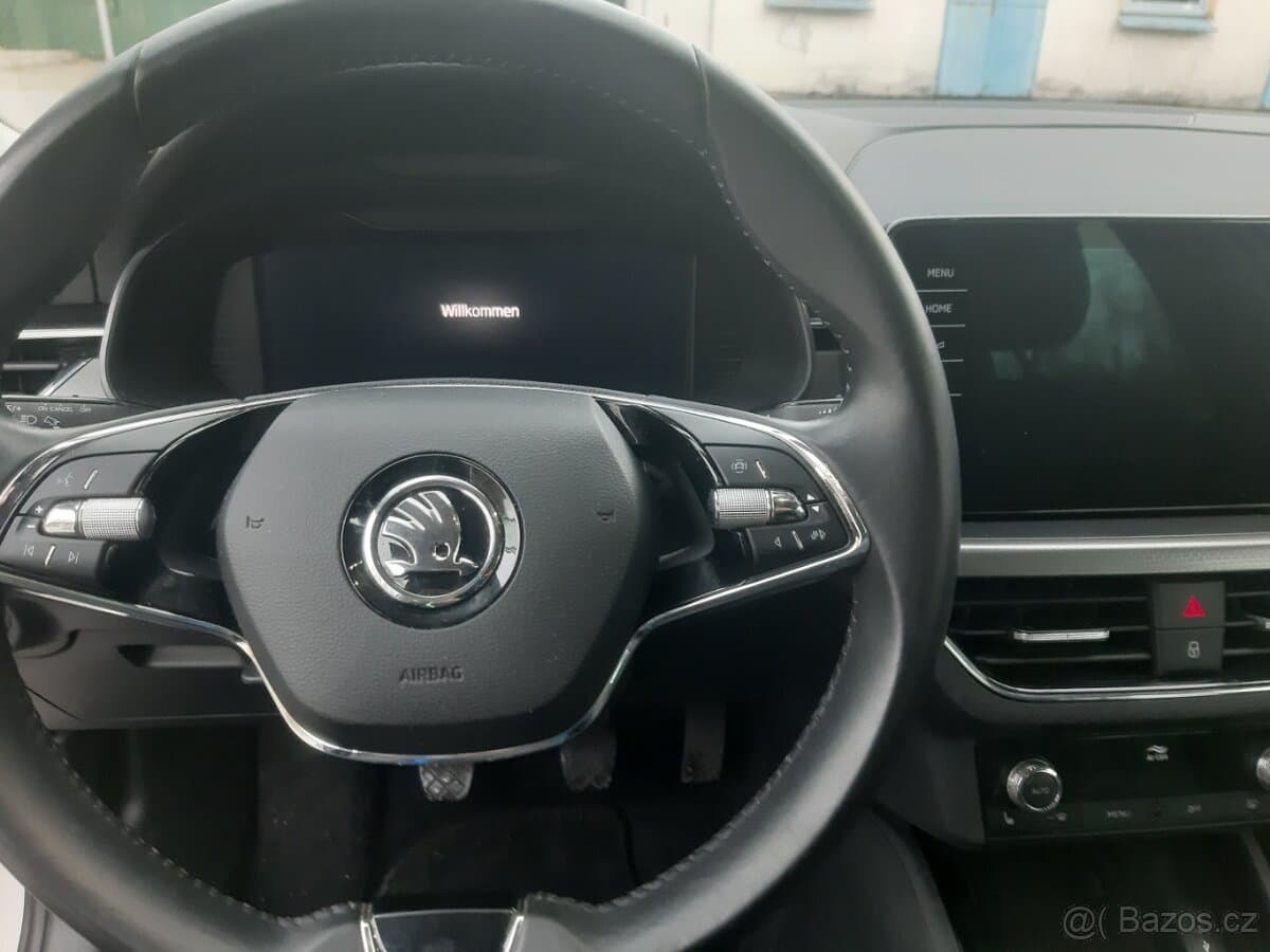 2022 Škoda KAMIQ - 10