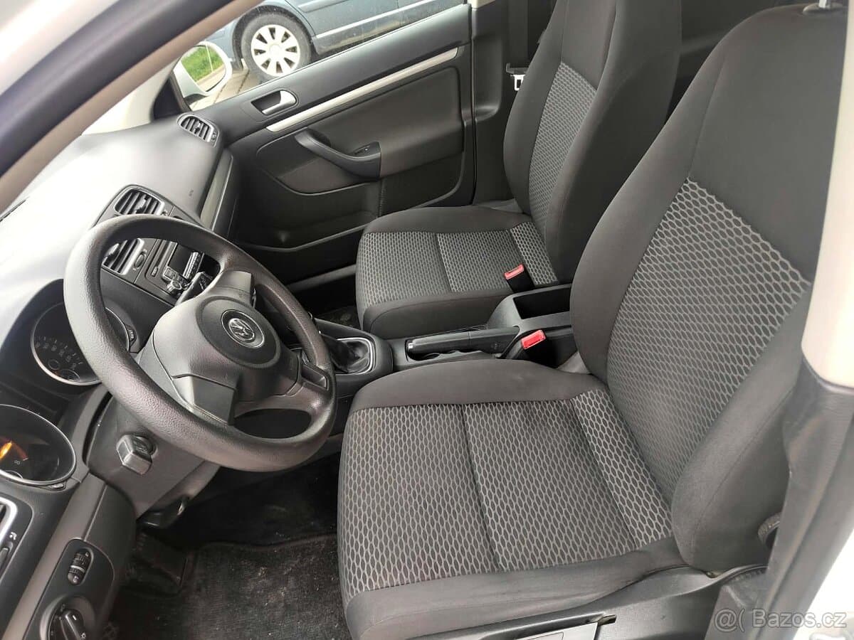 2012 Volkswagen GOLF - 10