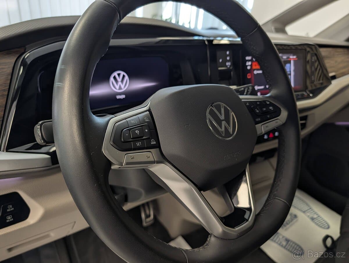 2025 Volkswagen MULTIVAN - 10