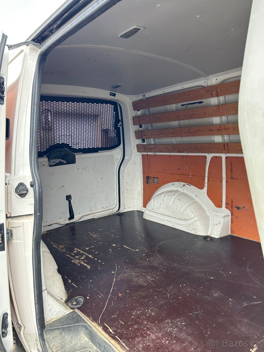 Volkswagen TRANSPORTER - 10