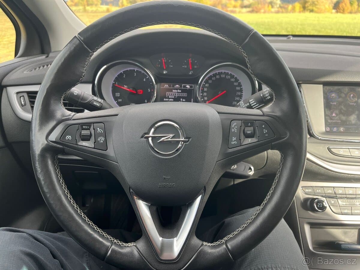 2020 Opel ASTRA - 10