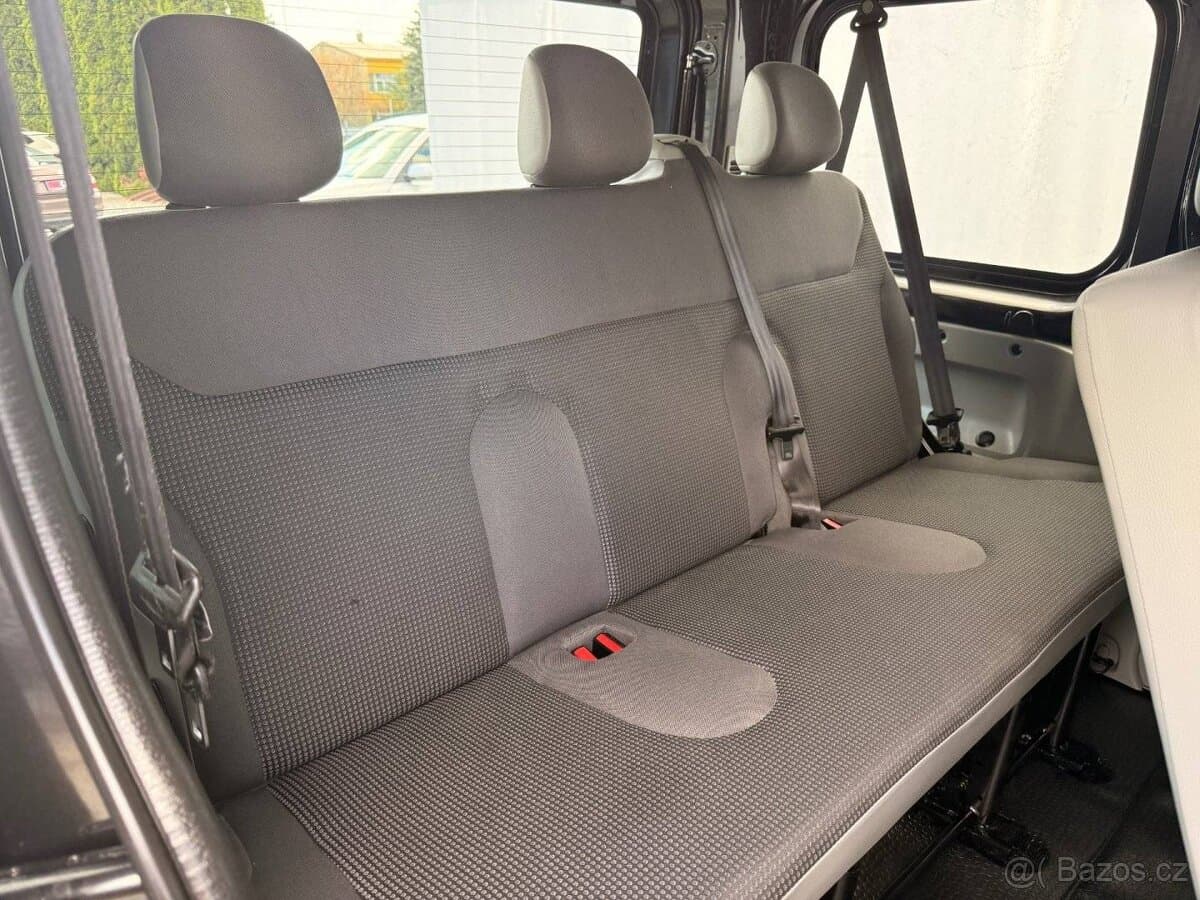 2011 Opel VIVARO - 10