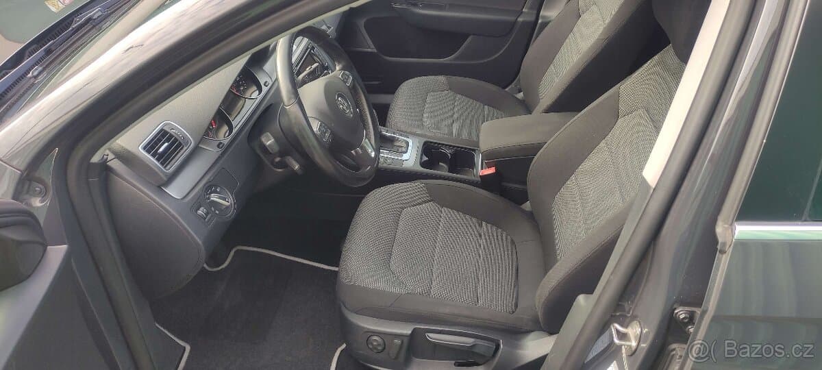 2014 Volkswagen PASSAT - 10