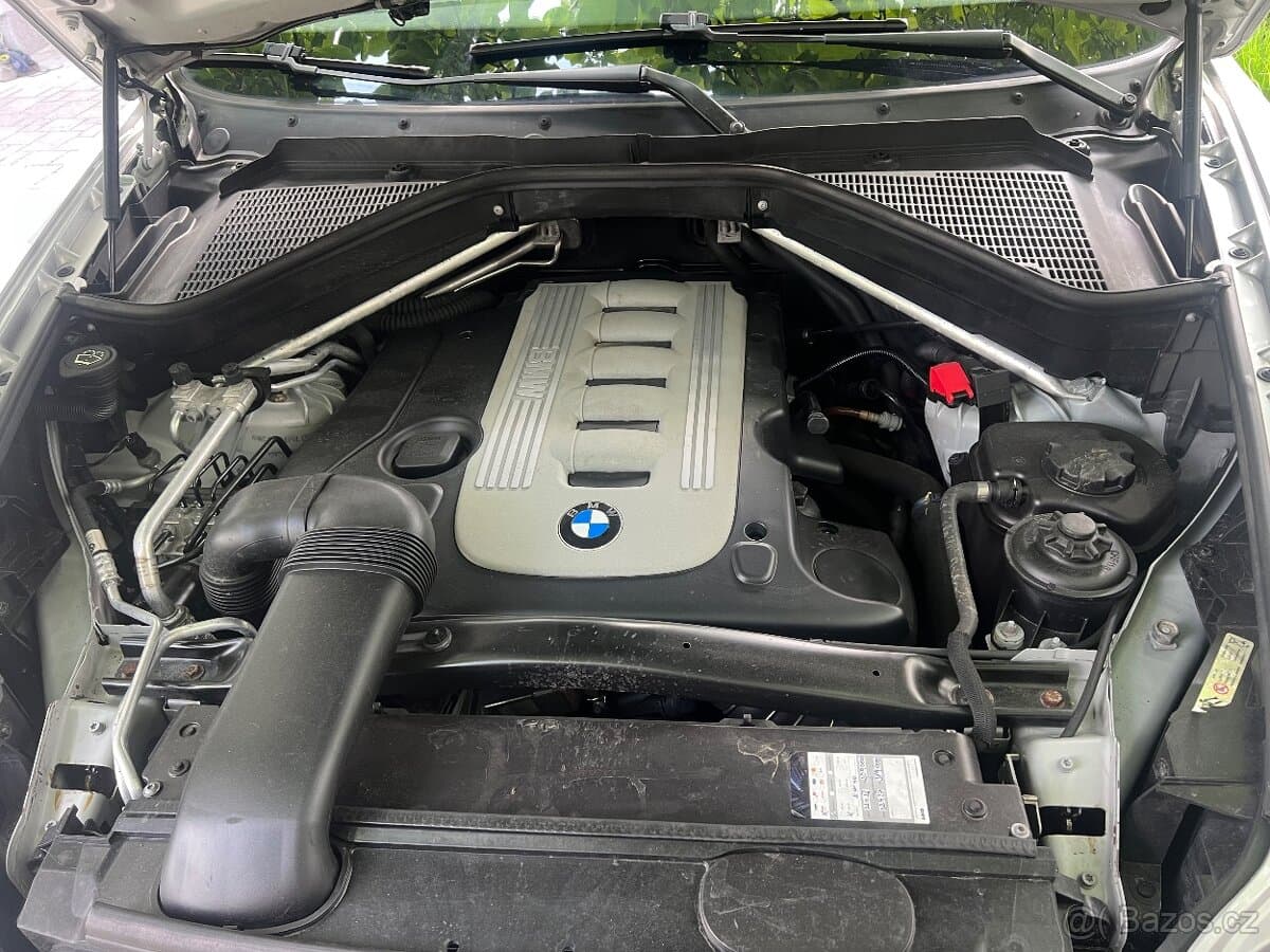 2008 BMW X5 - 10