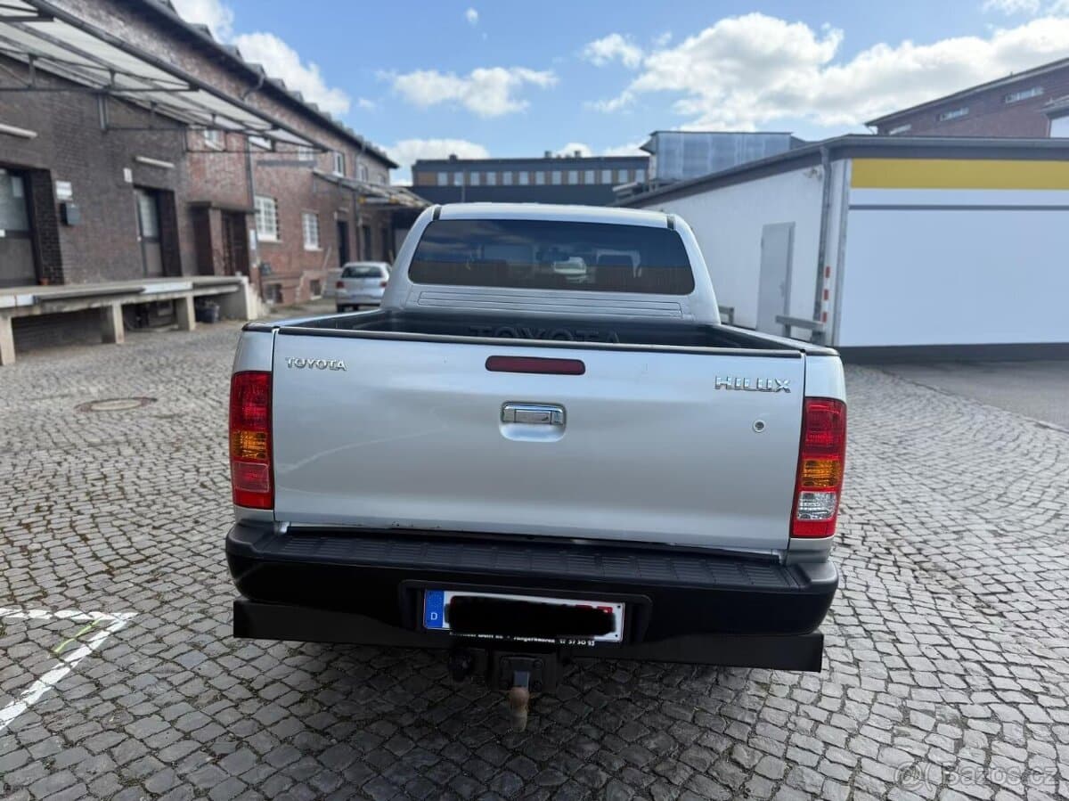 2009 Toyota HILUX - 10
