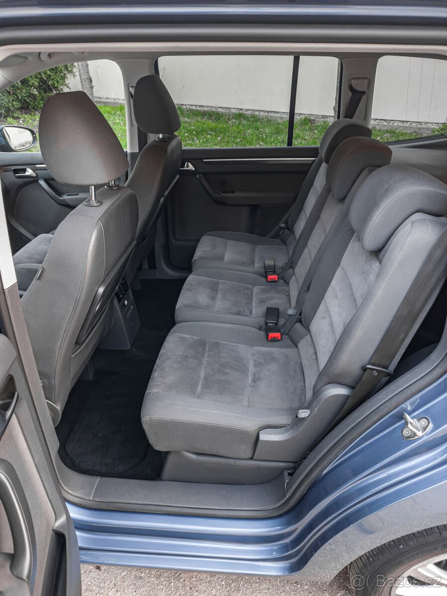 2011 Volkswagen TOURAN - 10