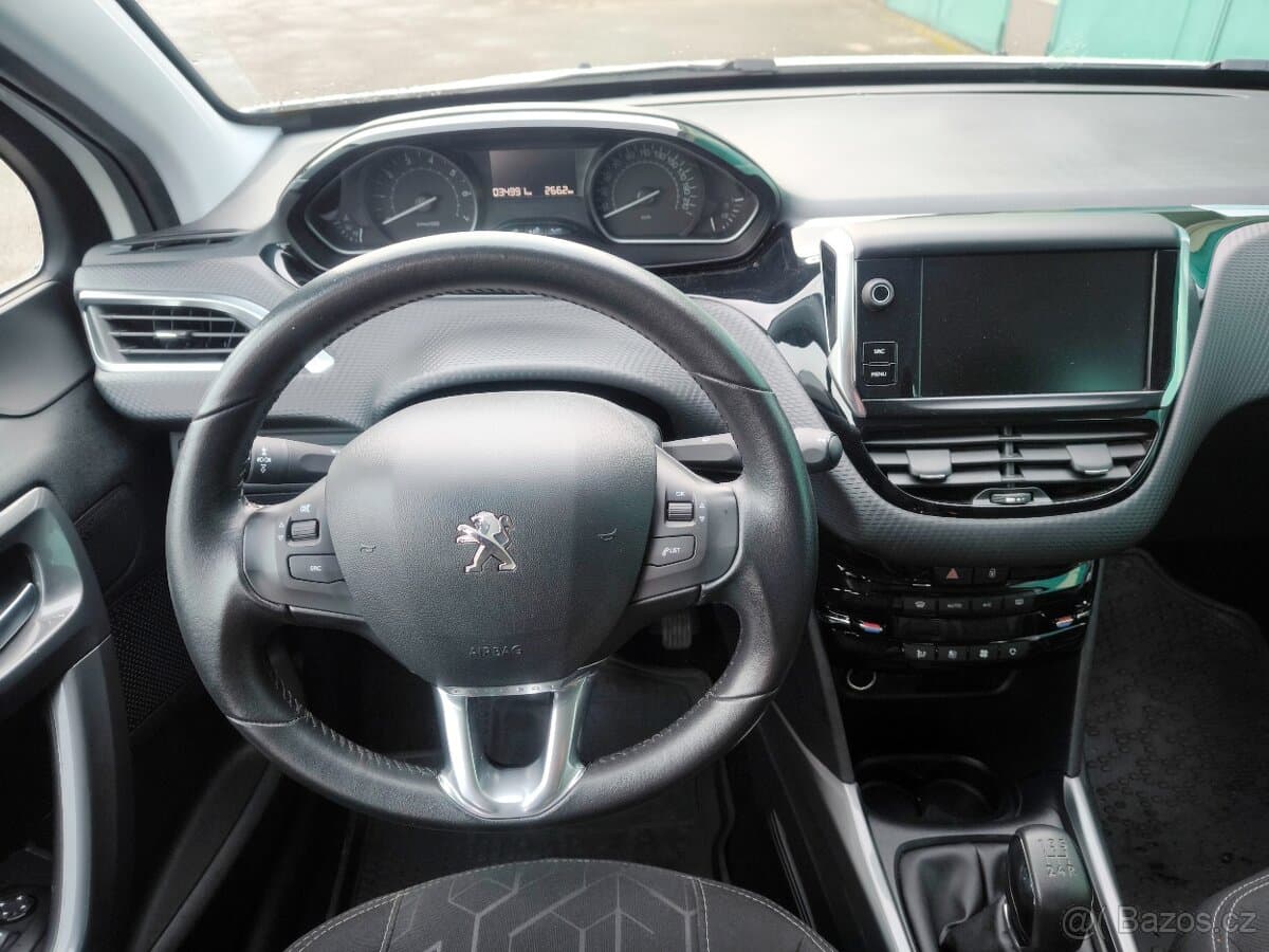 2018 Peugeot 2008 - 10