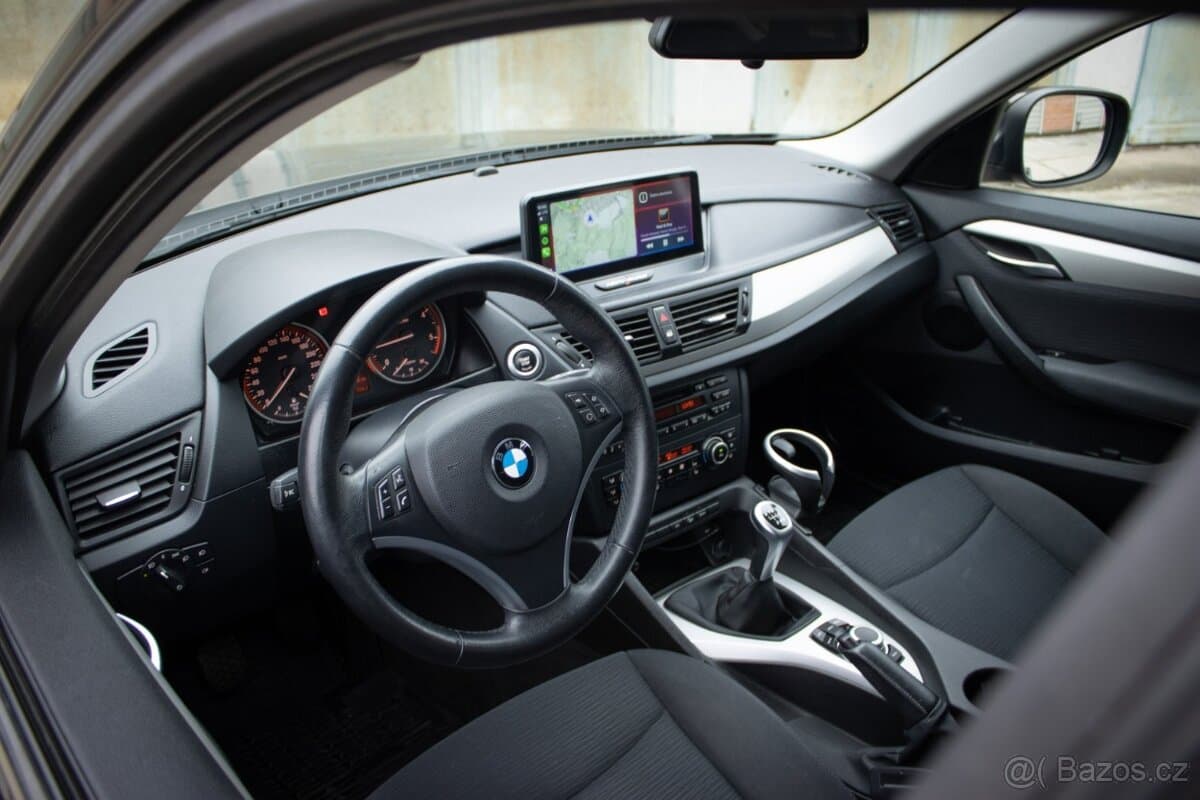 2011 BMW X1 - 10