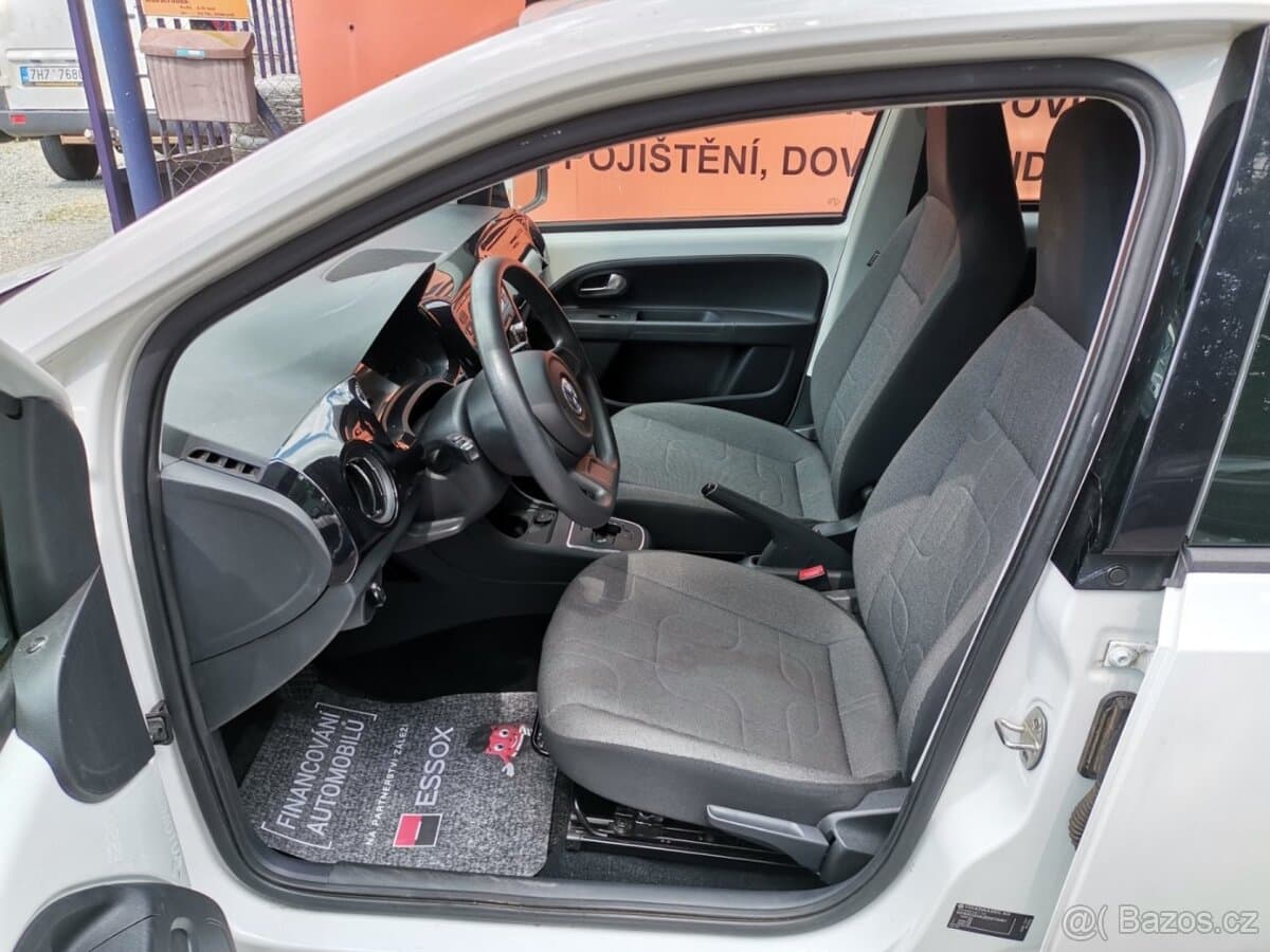 2014 Volkswagen UP! - 10