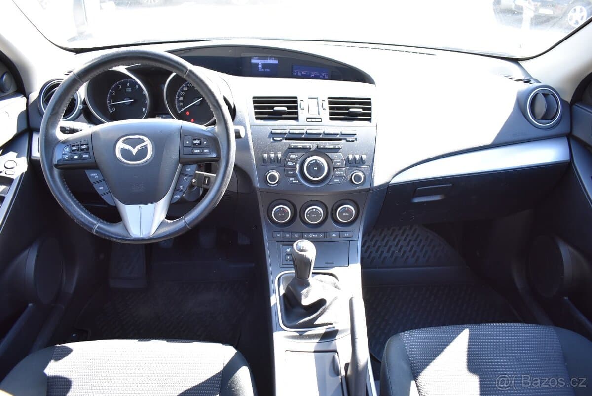 2012 Mazda 3 - 10