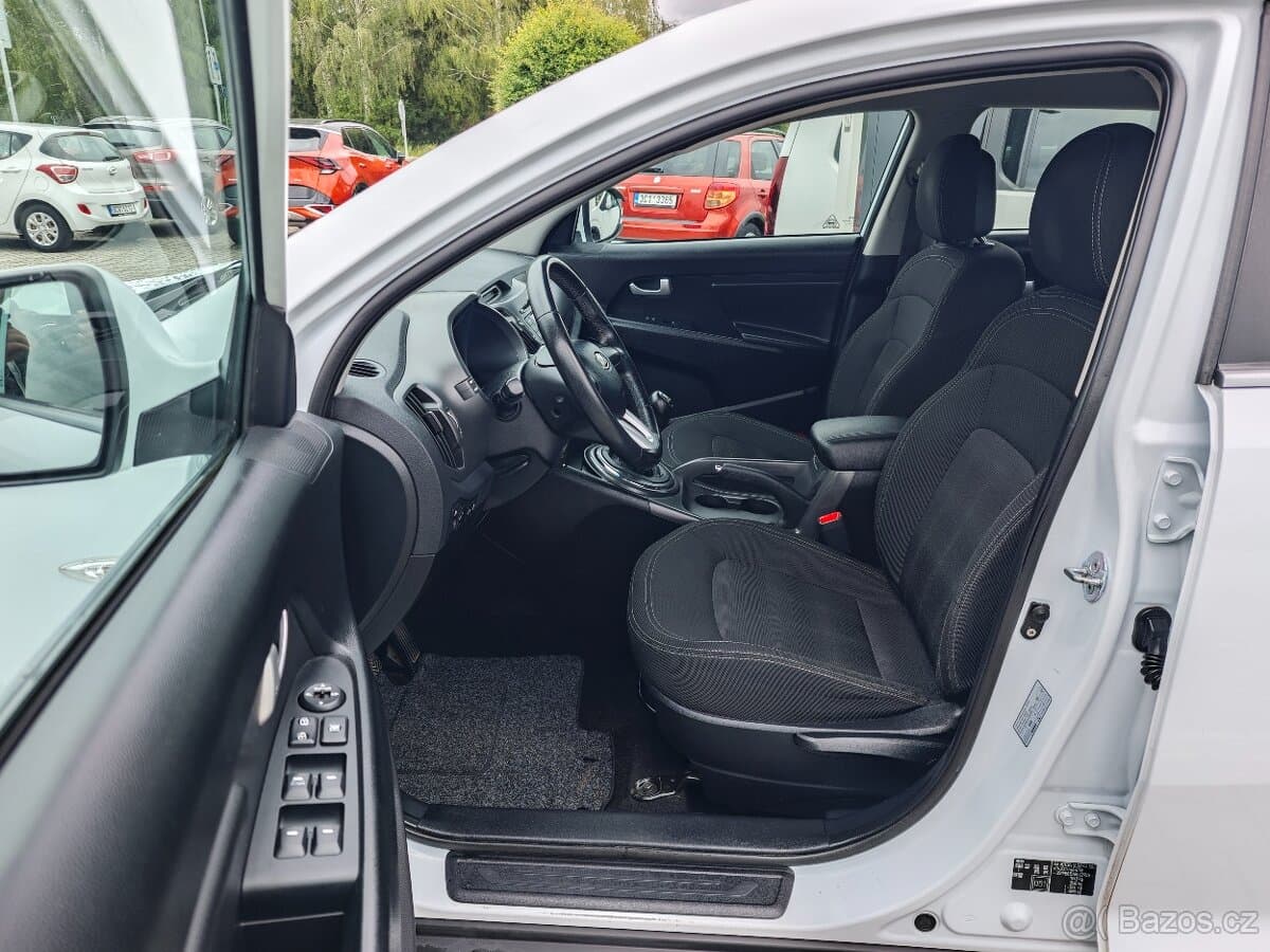 2011 Kia SPORTAGE - 10