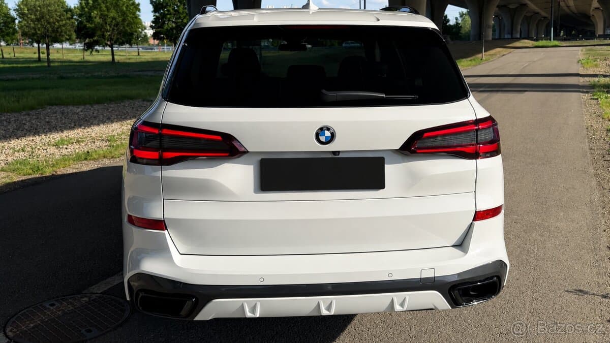 2023 BMW X5 - 10