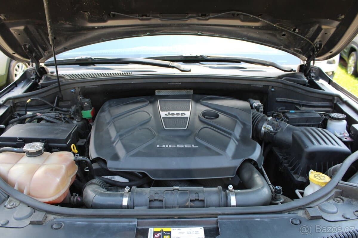 2014 Jeep CHEROKEE - 10
