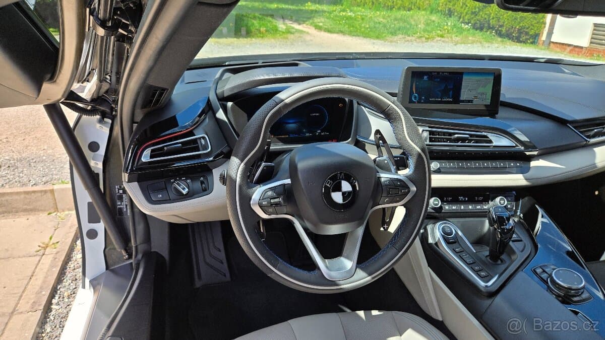 BMW i8 - 10