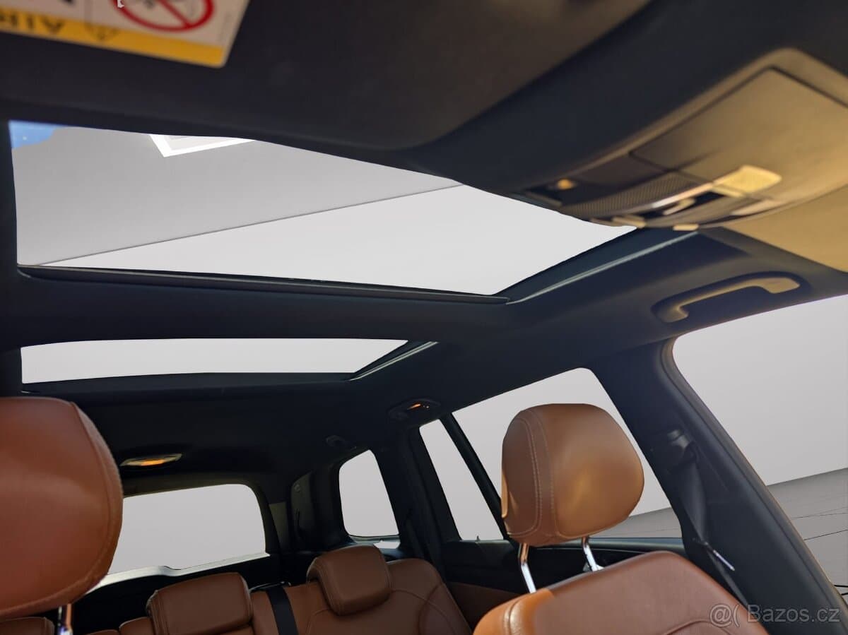 2016 Mercedes-Benz GLS - 10