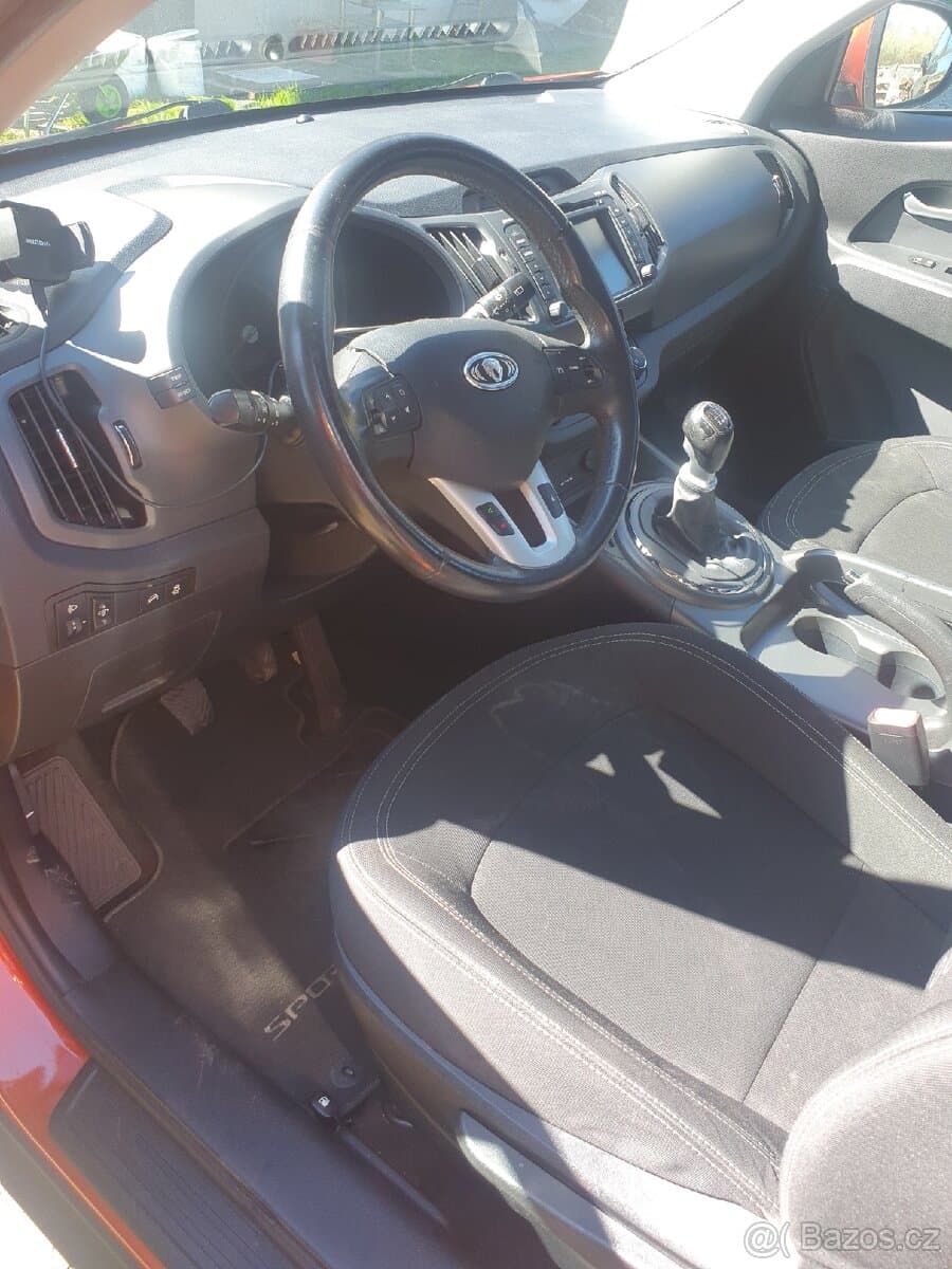 Kia SPORTAGE - 10