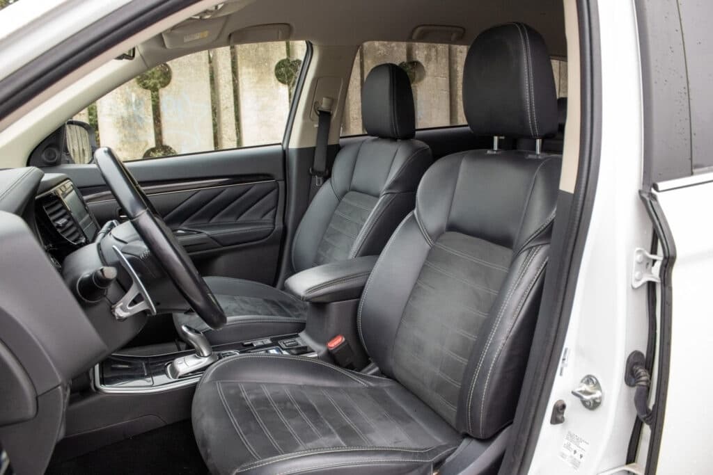2021 Mitsubishi OUTLANDER - 10