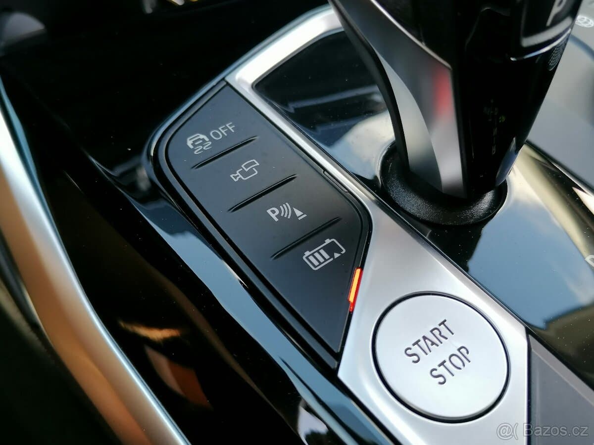 2022 BMW 3-SERIES - 10