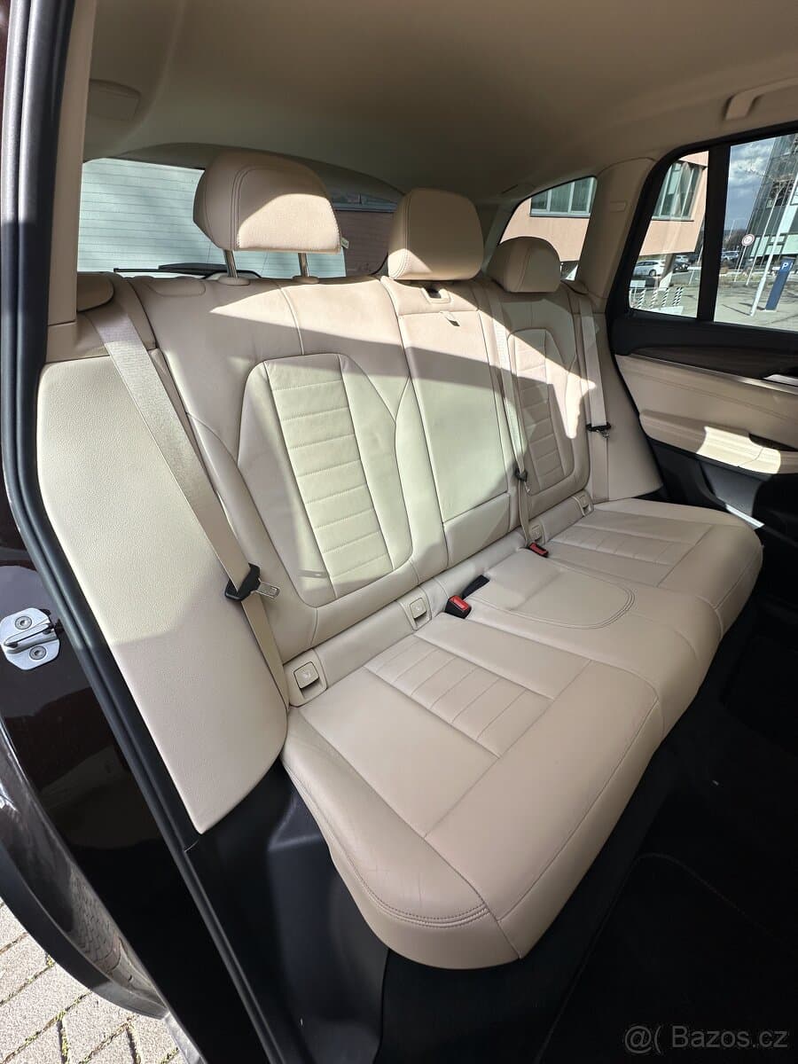 2018 BMW X3 - 10