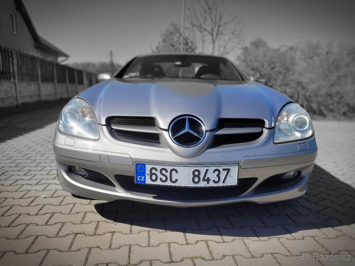 Mercedes-Benz SL - 10