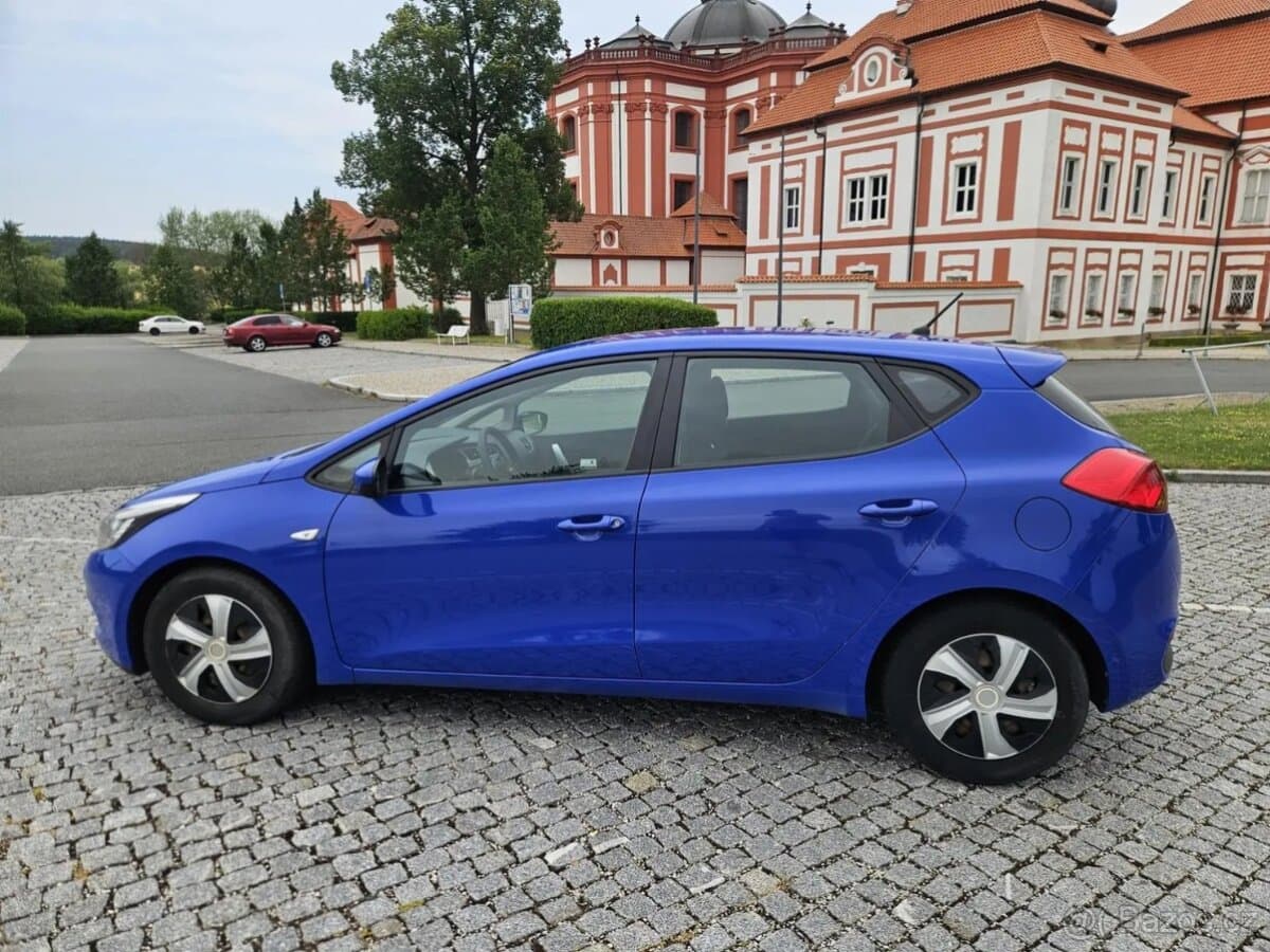 2015 Kia CEE'D - 10