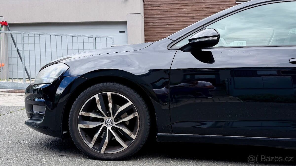 2012 Volkswagen GOLF - 10