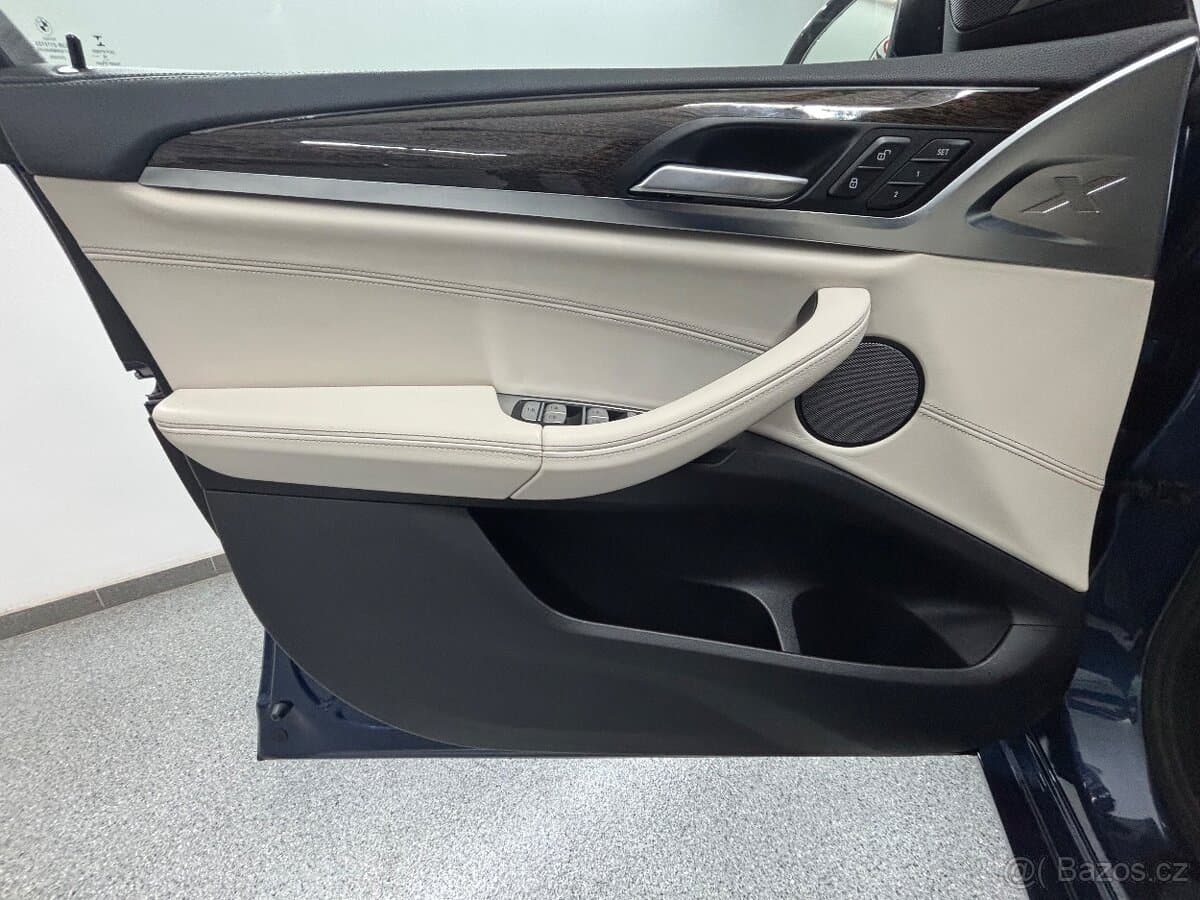 2019 BMW X3 - 10
