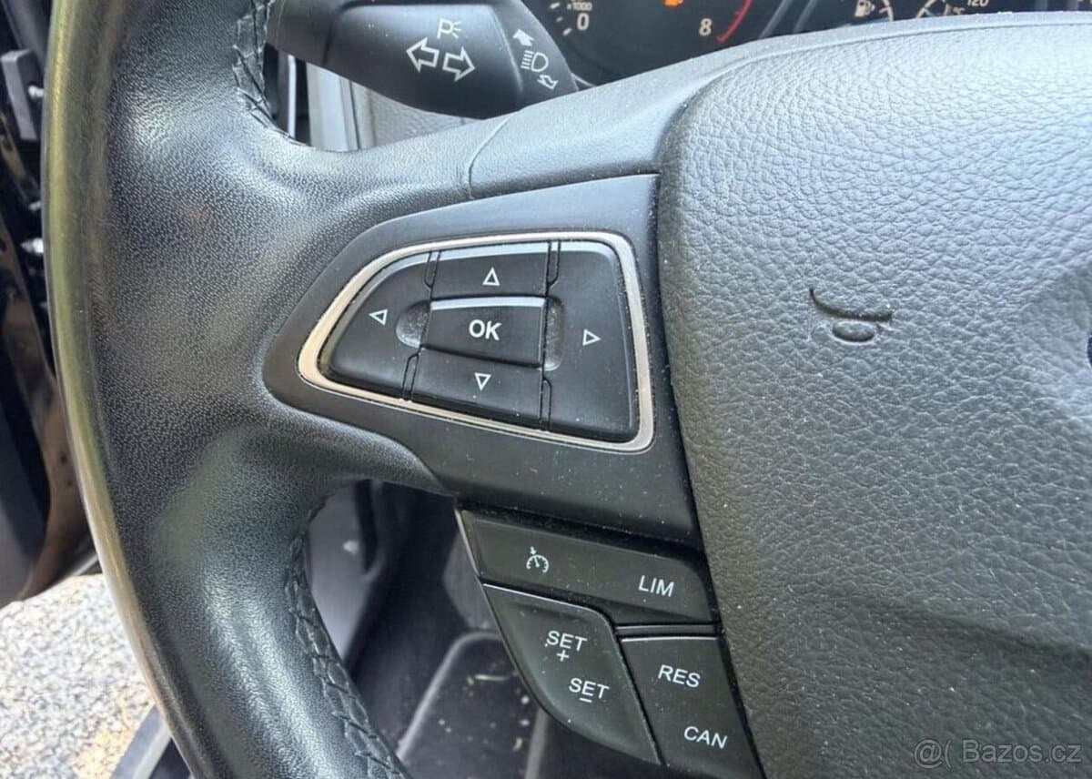 2016 Ford FOCUS - 10