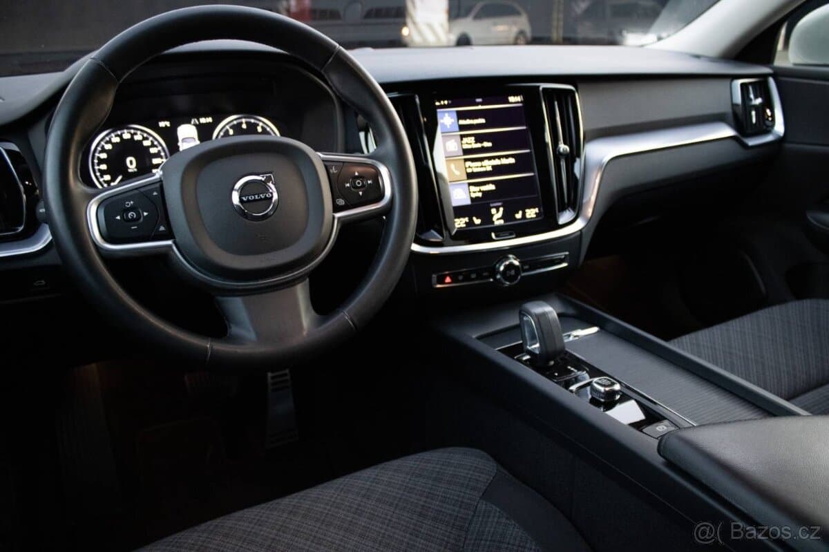 2022 Volvo S60 - 10
