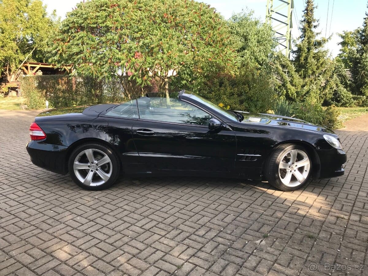 2009 Mercedes-Benz SL - 10