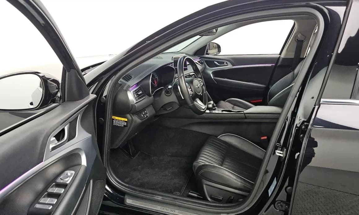2020 Genesis G70 - 10