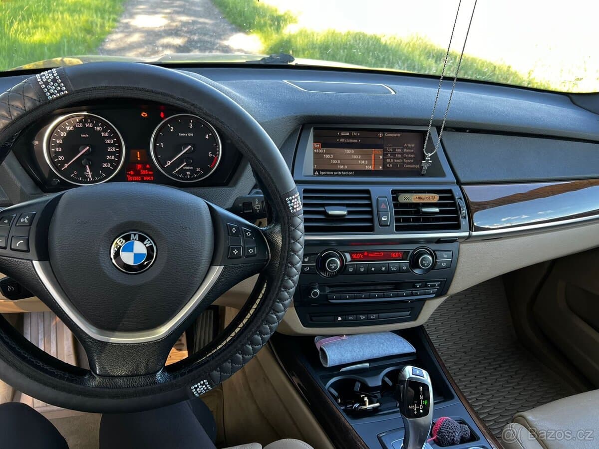 2009 BMW X5 - 10