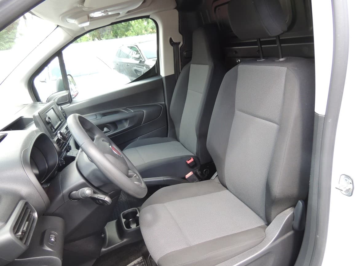 2023 Fiat DOBLO - 10