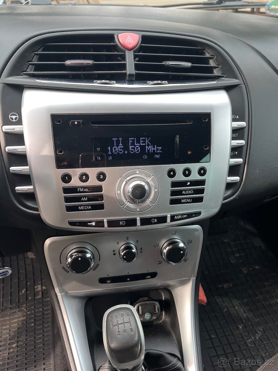 2010 Lancia DELTA - 10