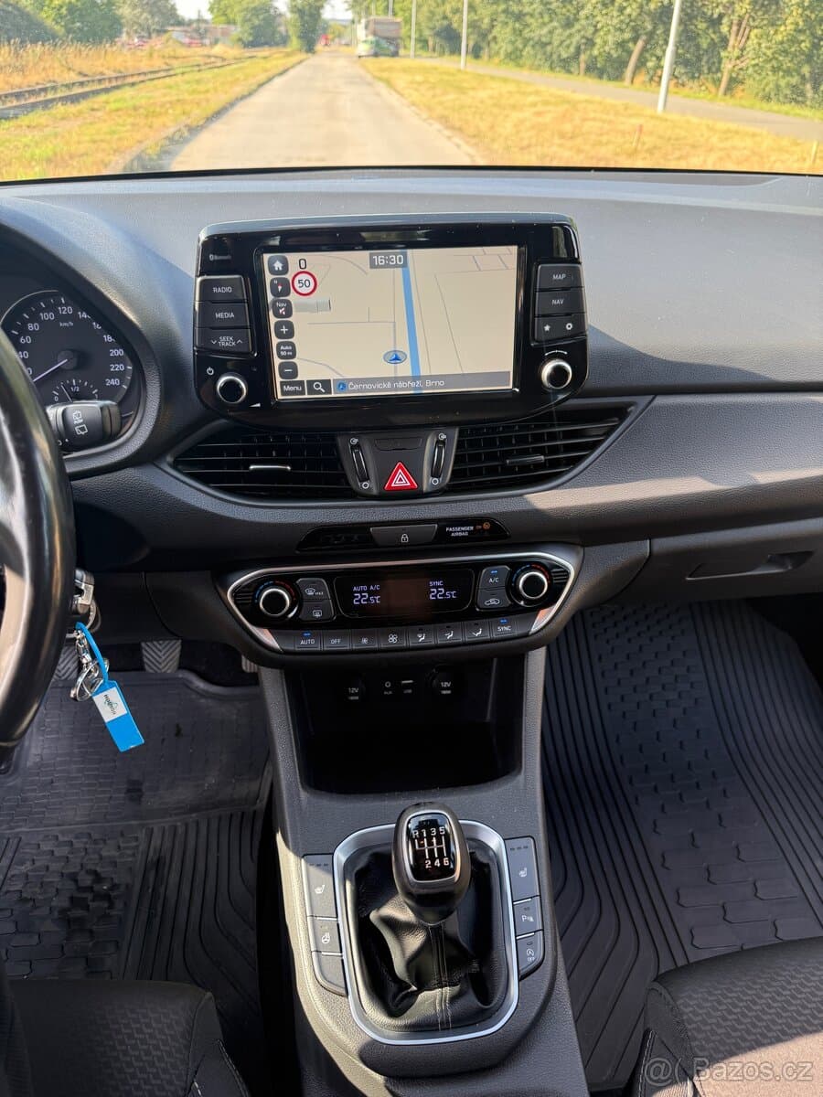 2020 Hyundai i30 - 10
