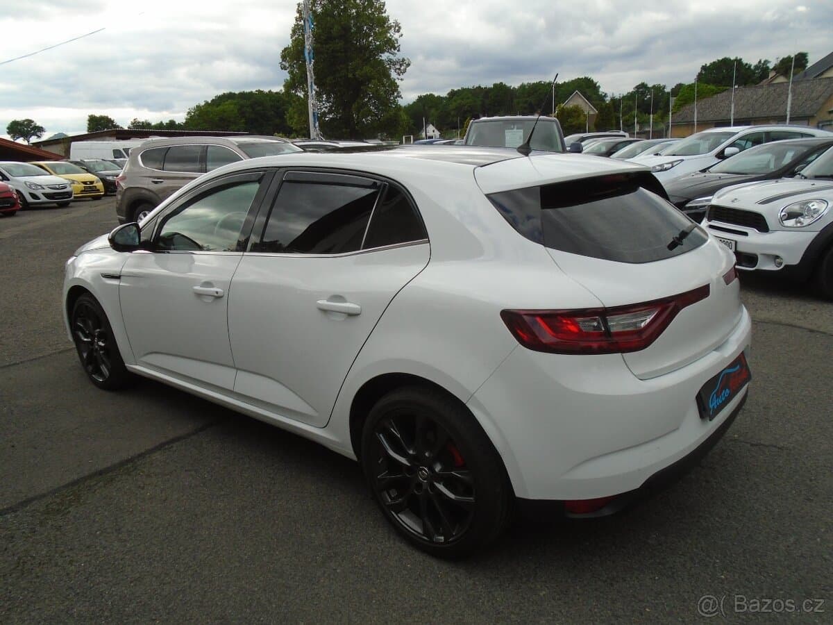 2018 Renault MEGANE - 10